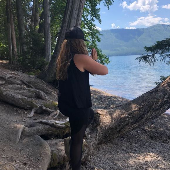 Meet your Posher, Lainey - Picture 1 of 1